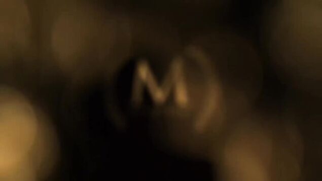 Начитавшись модных журналов, возбудилась и отымела себя в пилотку пальцем